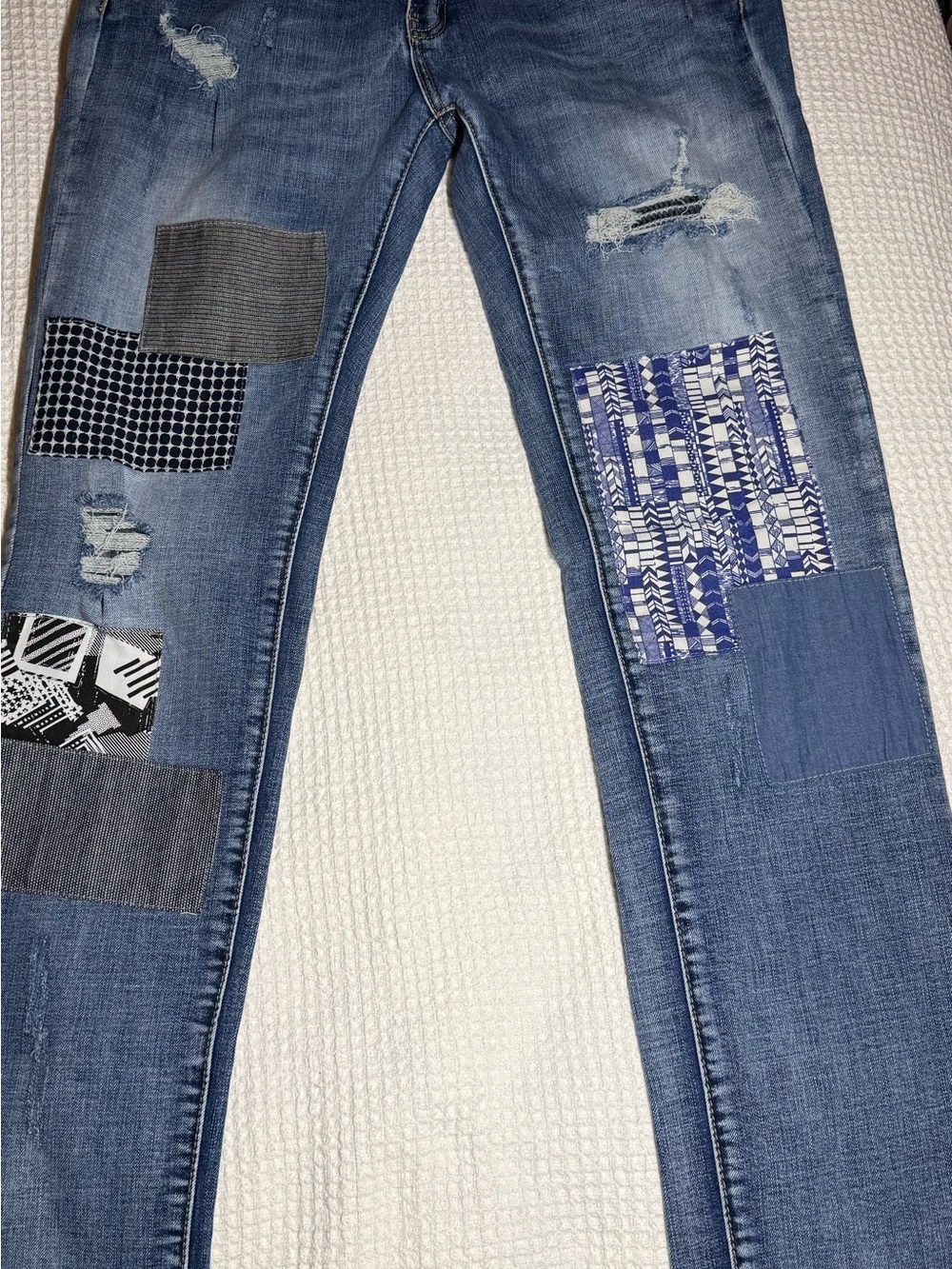 Dript Denim Blue Patchwork Distressed Jeans